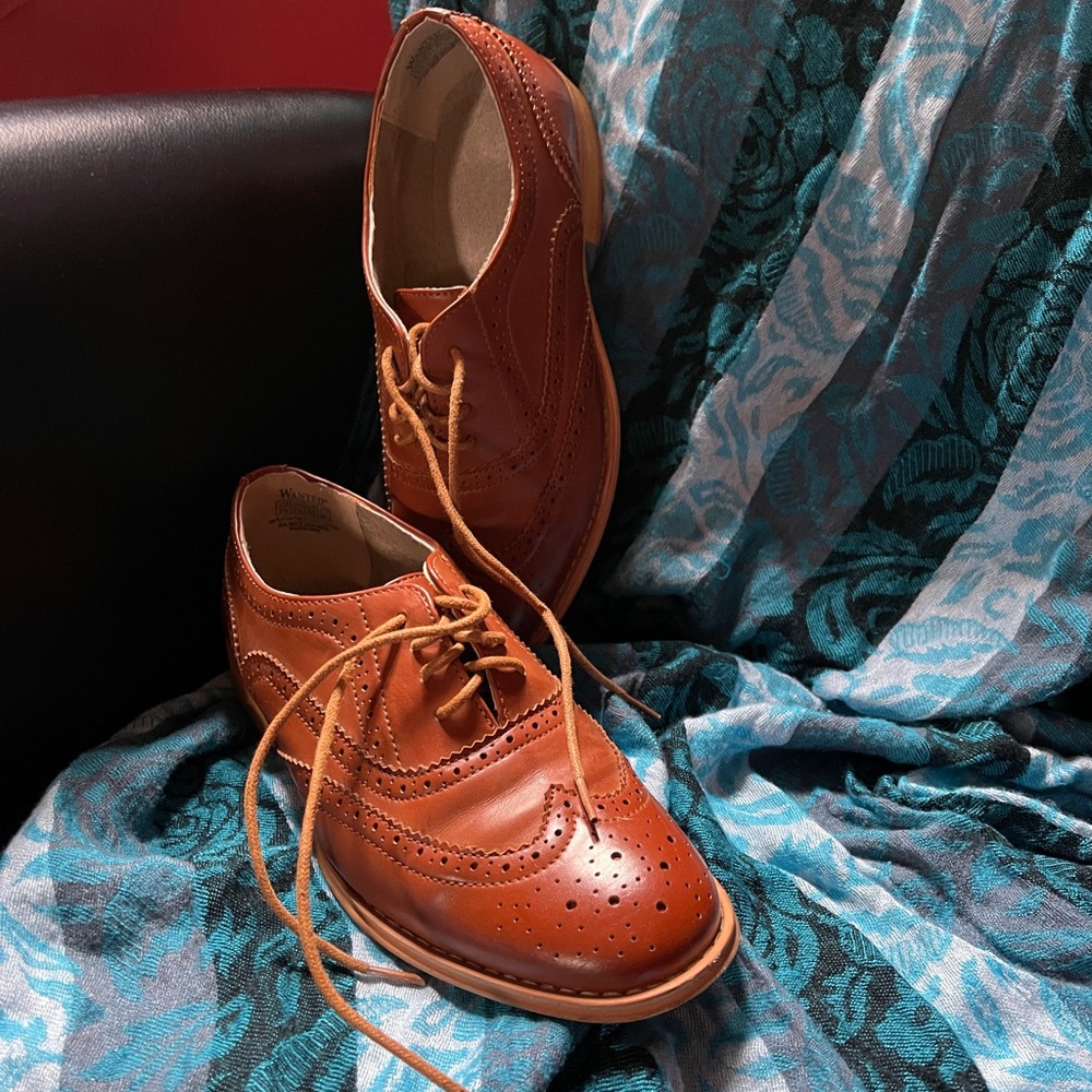 Wanted Babe Tan Oxfords